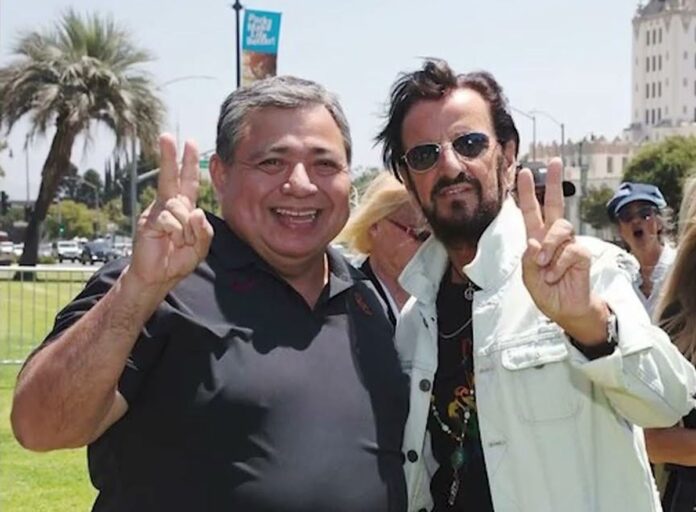 Salvadoreños En El Exterior Salvadoreños En El Exterior